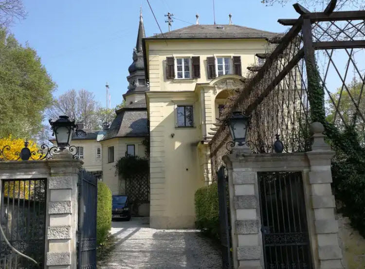 Schloss Reitzenstein, Germany